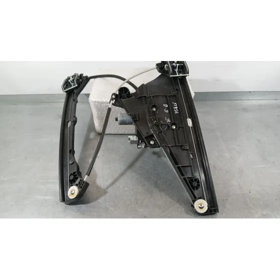 Elevalunas Delantero Derecho para Opel Corsa F (P2Jo)