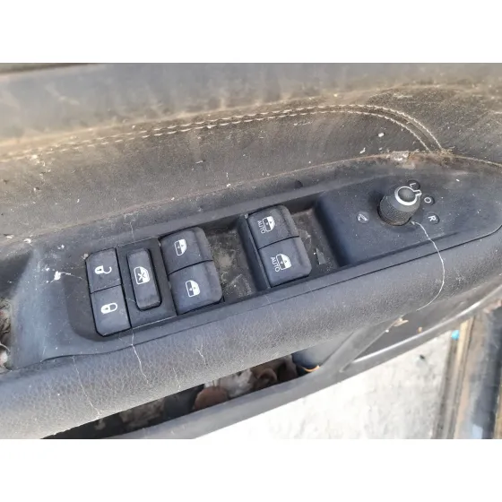 Mando Elevalunas Delantero Izquierdo para Jeep Compass (Mp, M6, Mv, M7)