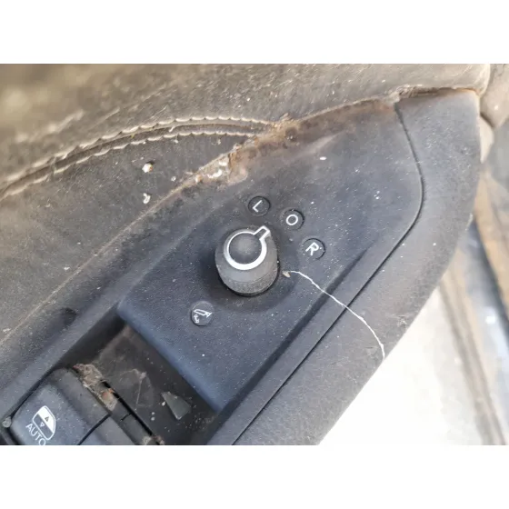 Mando Elevalunas Delantero Izquierdo para Jeep Compass (Mp, M6, Mv, M7)