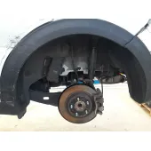 Plastico Pase Rueda Tras. Izq. para Kia Niro (De)