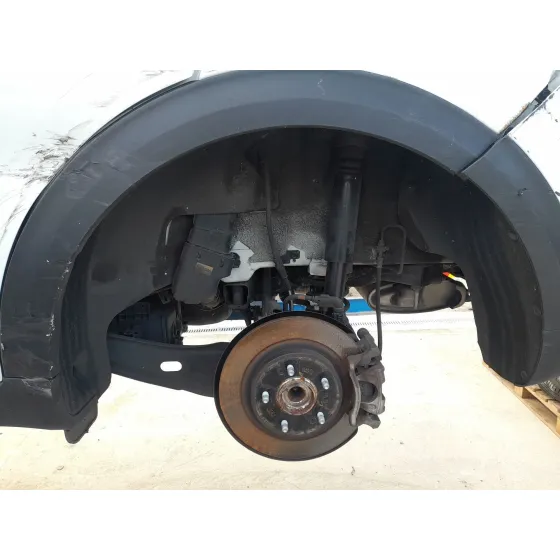 Plastico Pase Rueda Tras. Izq. para Kia Niro (De)