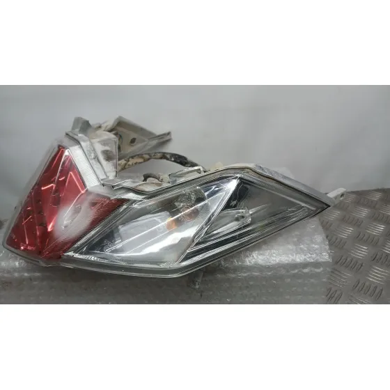 Piloto Trasero Central para Sym Jet