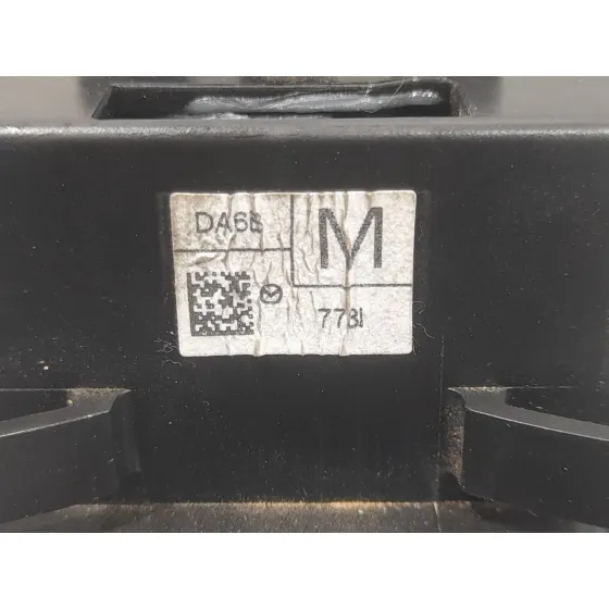 Mando Limpia para Mazda 2 Lim. ()