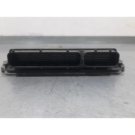 Centralita Motor Uce para Mazda 2 Lim. ()