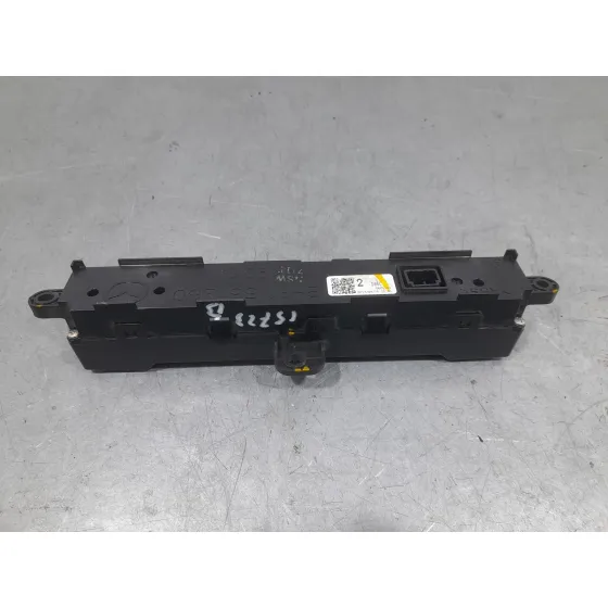 Pantalla Multifuncion para Mazda 2 Lim. ()