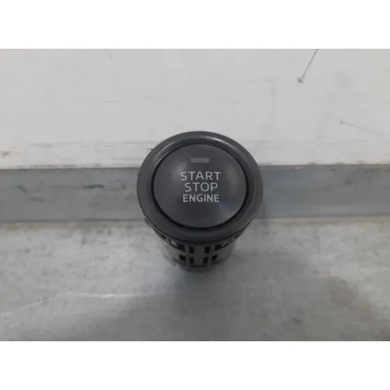 Boton Start/Stop para Mazda 2 Lim. ()