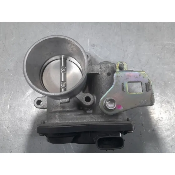 Caja Mariposa para Mazda 2 Lim. ()