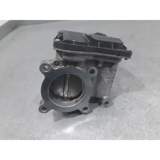 Caja Mariposa para Mazda 2 Lim. ()