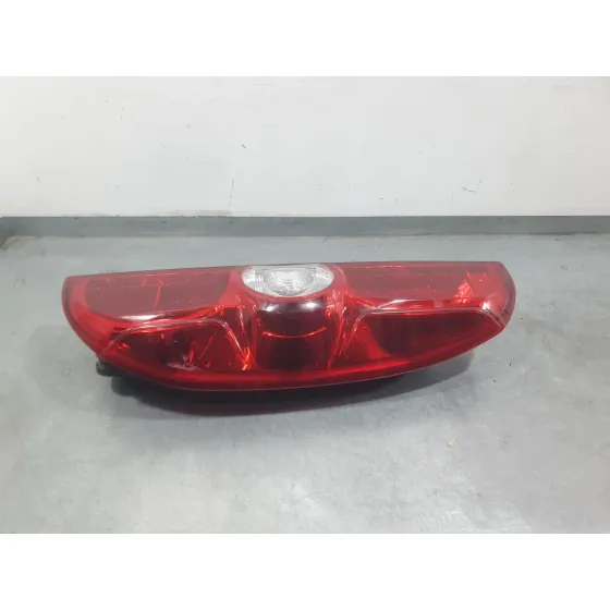 Piloto Trasero Derecho para Fiat Doblo Cargo (263_)