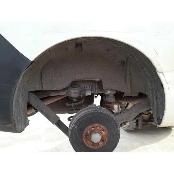 Plastico Pase Rueda Tras. Dch. para Fiat Doblo Cargo (263_)