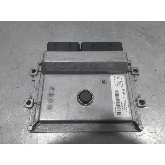 Centralita Motor Uce para Opel Corsa F