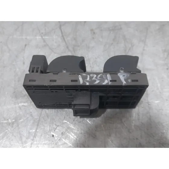 Mando Elevalunas Delantero Izquierdo para Audi A4 B7 (8Ec)