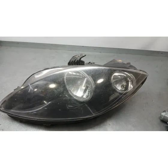 Faro Izquierdo para Seat Leon (1P1)