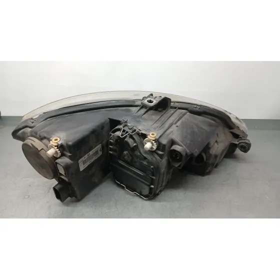 Faro Izquierdo para Seat Leon (1P1)