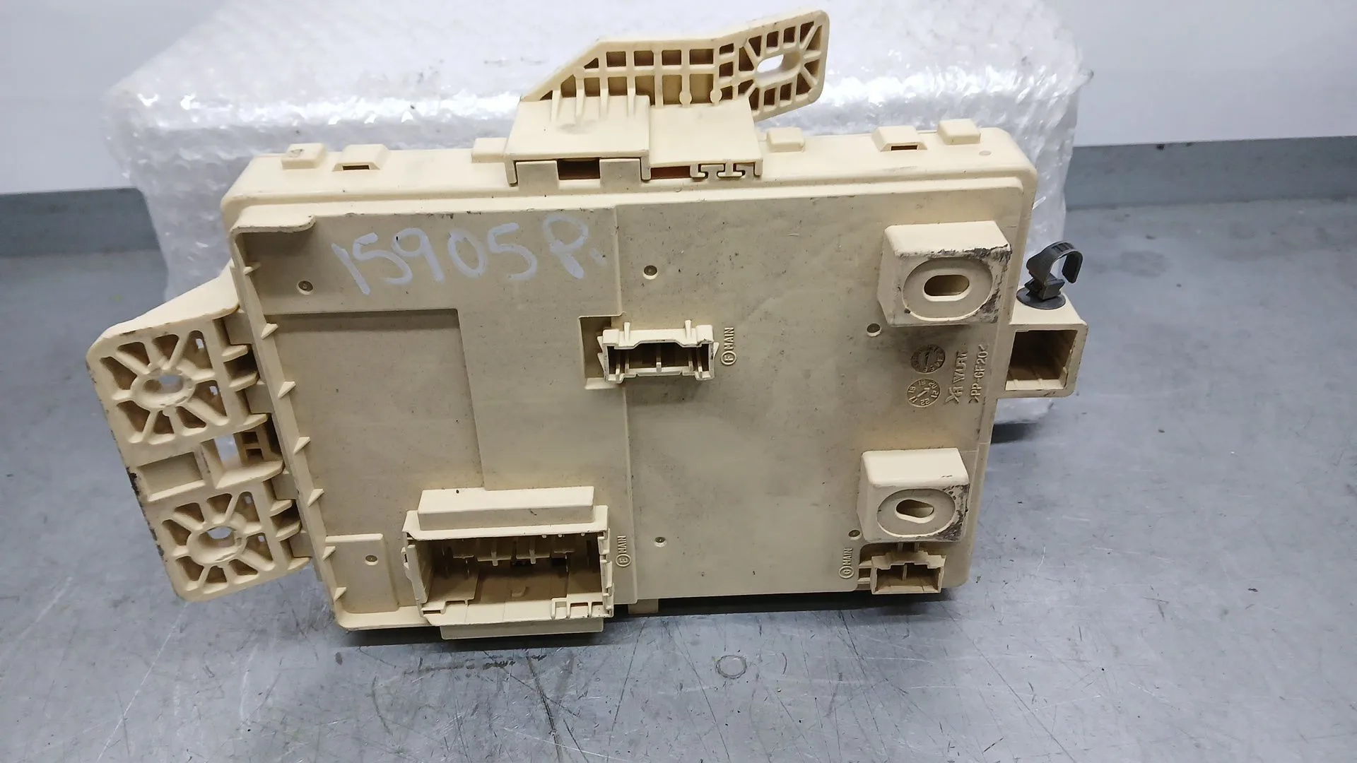 Caja Reles / Fusibles para Hyundai Kona