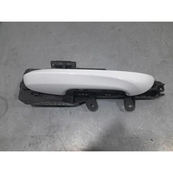 Maneta Exterior Trasera Derecha para Mg Mg 3 (5Fp)
