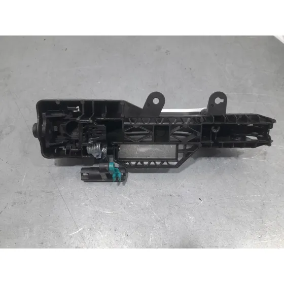 Maneta Exterior Trasera Derecha para Mg Mg 3 (5Fp)