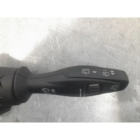 Mando Limpia para Ford Fiesta (Ccn)
