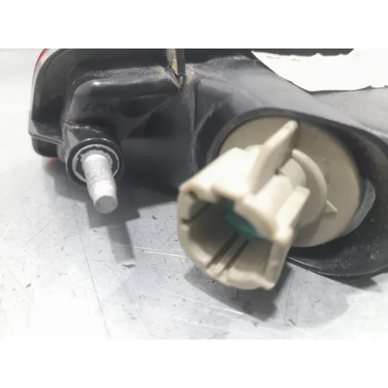 Piloto Trasero Central para Nissan Juke (F15)