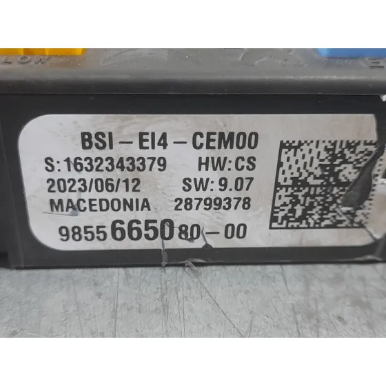 Caja Reles / Fusibles para Peugeot 2008 (P1)