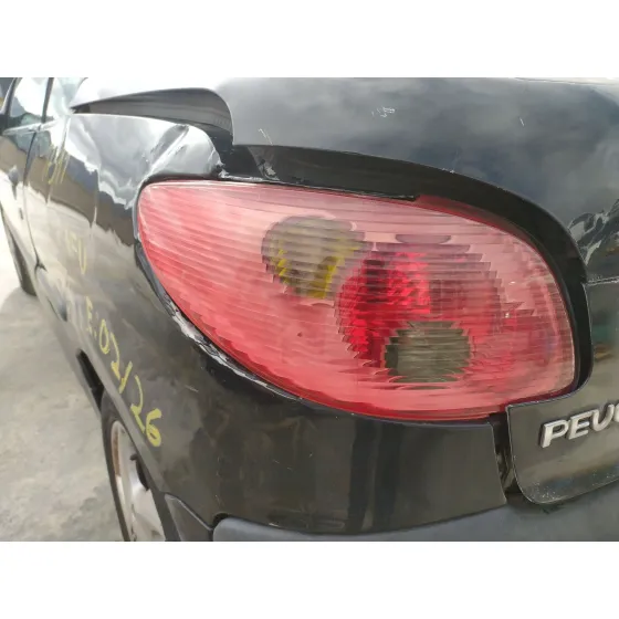 Piloto Trasero Izquierdo para Peugeot 206 Cc (2D)