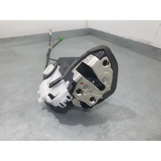 Cerradura Puerta Trasera Derecha para Toyota Yaris (_P13_)