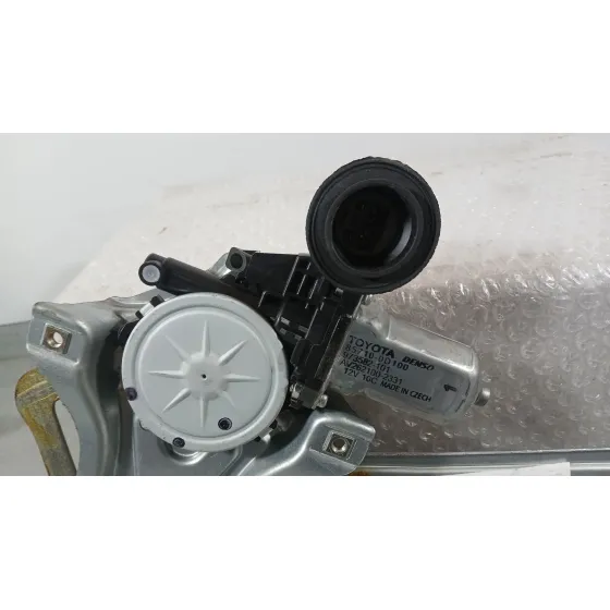 Elevalunas Trasero Izquierdo para Toyota Yaris (_P13_)