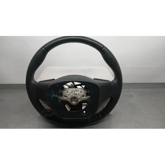 Volante para Toyota Yaris (_P13_)