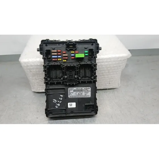 Caja Reles / Fusibles para Ford Tourneo Connect / Grand Tourneo Connect V408 Monospace