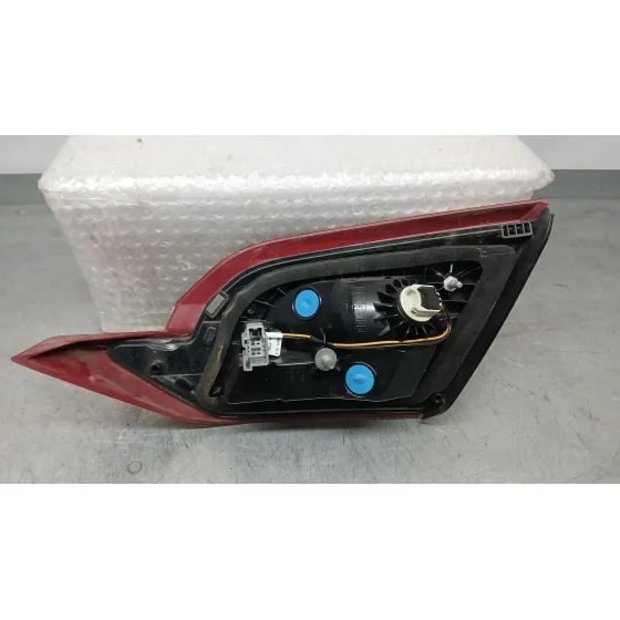 Piloto Trasero Izquierdo Interior para Ford Fiesta Vii (Hj, Hf)