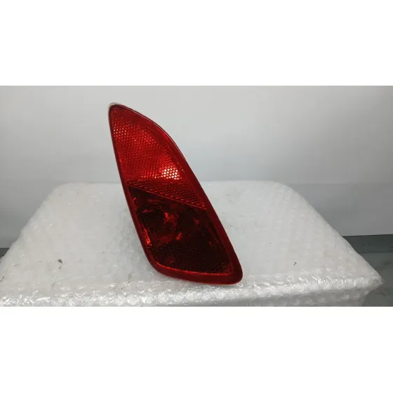 Piloto Trasero Izquierdo Paragolpes para Ford Fiesta Vii (Hj, Hf)