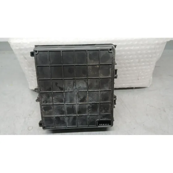Caja Reles / Fusibles para Ford Fiesta Vii (Hj, Hf)