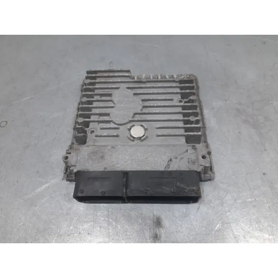 Centralita Motor Uce para Audi A1 (8X)