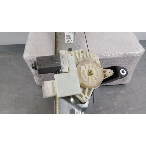 Elevalunas Delantero Izquierdo para Renault Kadjar (Ha_, Hl_)