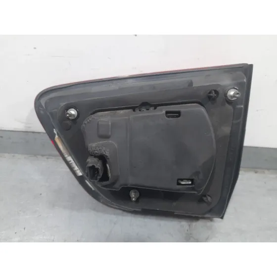 Piloto Trasero Izquierdo Interior para Renault Kadjar (Ha_, Hl_)