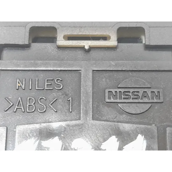 Interruptor para Nissan Qashqai I (J10, Nj10)