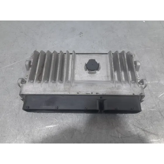 Centralita Motor Uce para Toyota Corolla (E21)