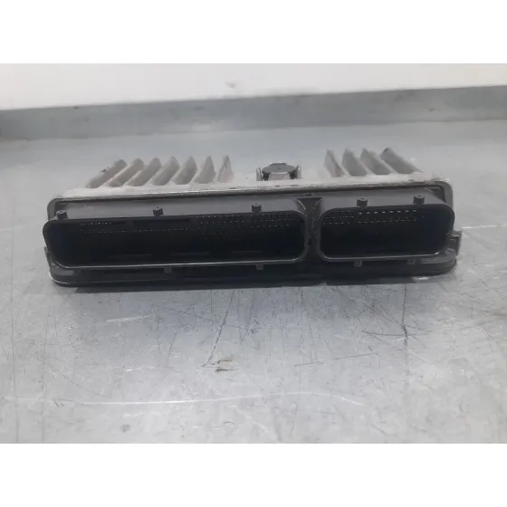Centralita Motor Uce para Toyota Corolla (E21)
