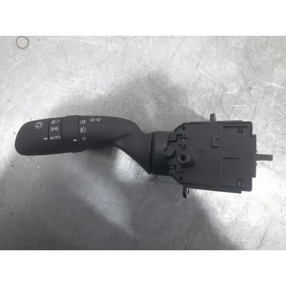 Mando Luces para Toyota Corolla (E21)