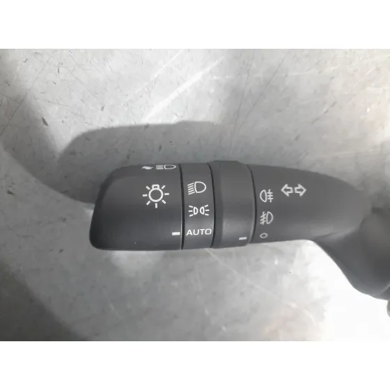 Mando Luces para Toyota Corolla (E21)