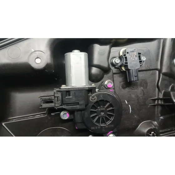 Elevalunas Delantero Derecho para Mazda 2 Hatchback (Dl, Dj)