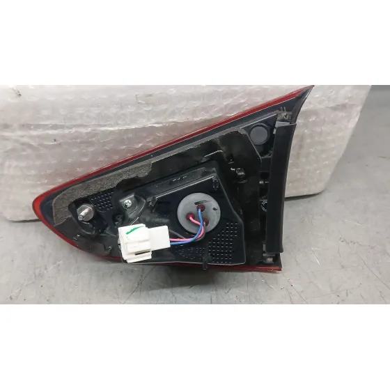Piloto Trasero Izquierdo Interior para Mazda 2 Hatchback (Dl, Dj)