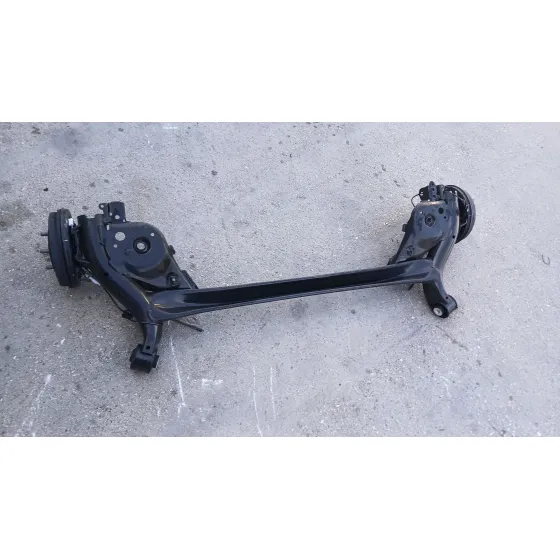Puente Trasero para Mazda 2 Hatchback (Dl, Dj)