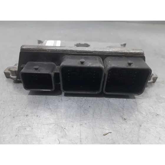Centralita Motor Uce para Peugeot 208