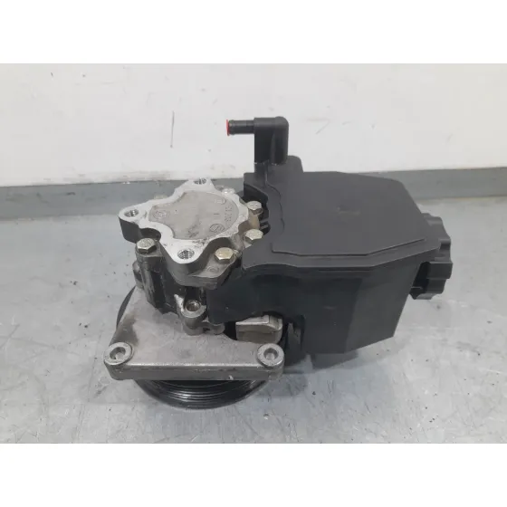 Bomba Direccion para Mercedes-Benz Clk (C208)
