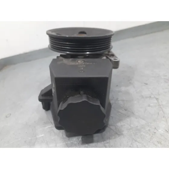 Bomba Direccion para Mercedes-Benz Clk (C208)
