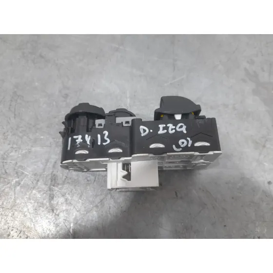 Mando Elevalunas Delantero Izquierdo para Peugeot 208 Ii (Ub_, Up_, Uw_, Uj_)