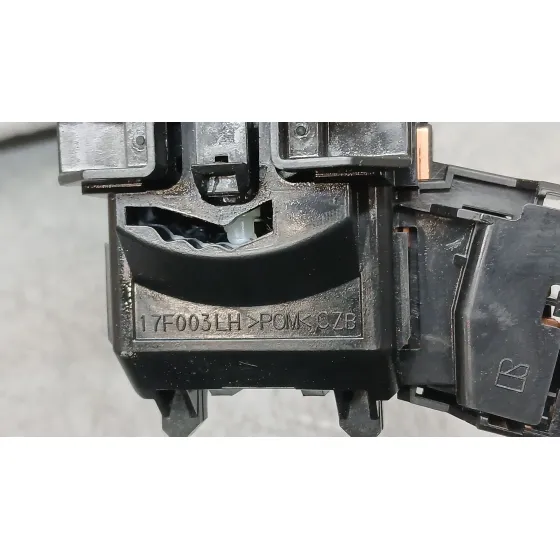 Mando Limpia para Toyota Yaris (_P13_)