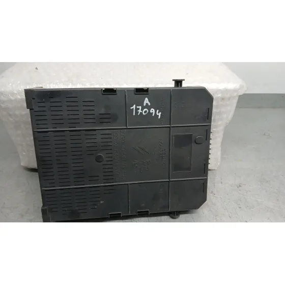 Caja Reles / Fusibles para Peugeot 308 I (4A_, 4C_)