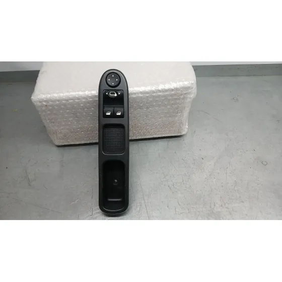 Mando Elevalunas Delantero Izquierdo para Peugeot 307 Sw (3H)